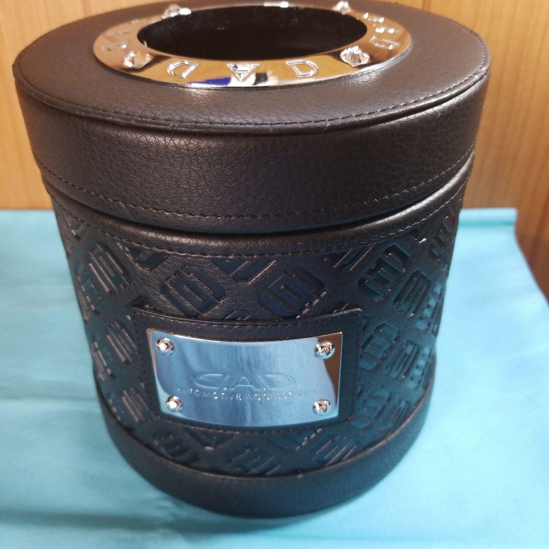 DADギャルソン/ダストボックスモノグラムレザータイプ中古品