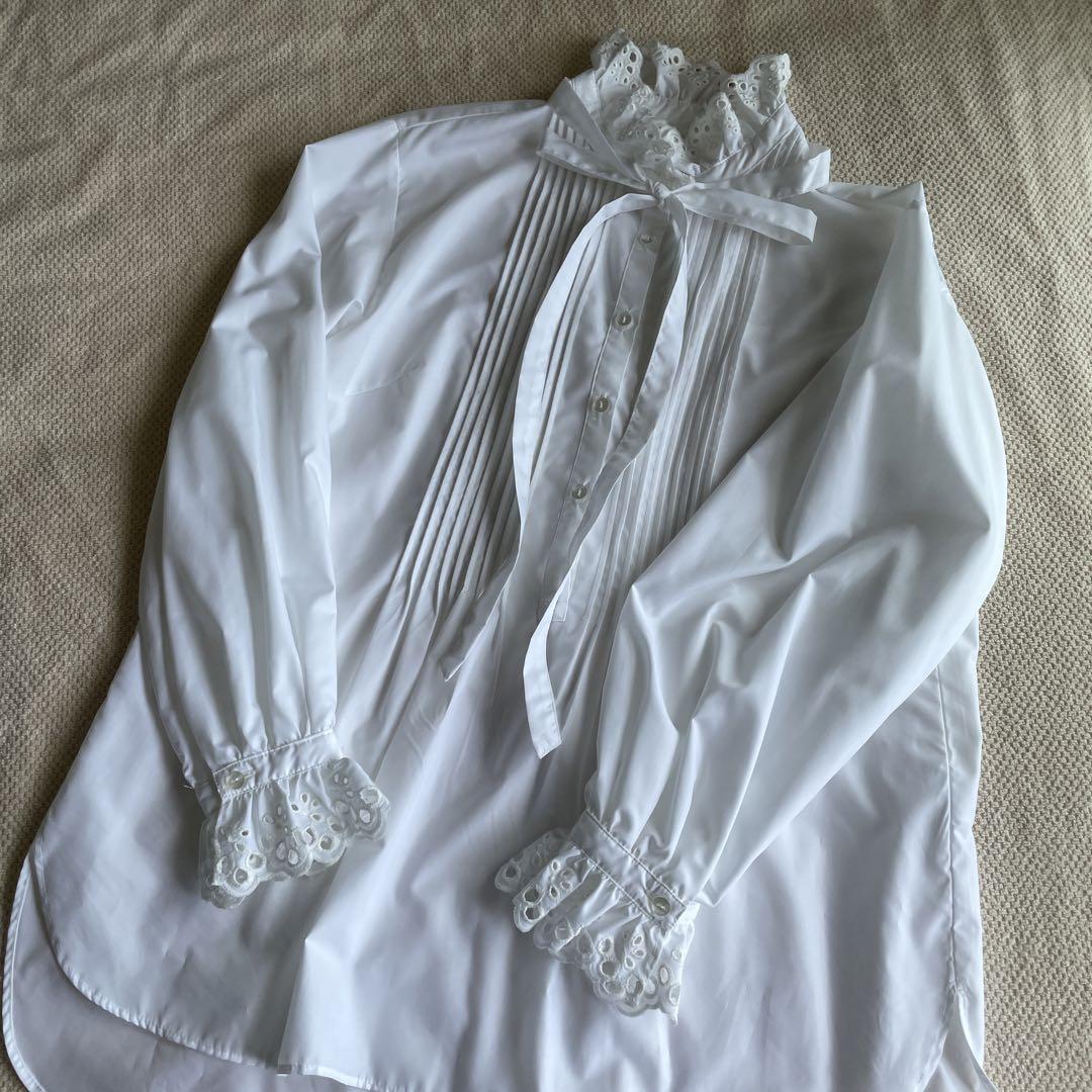 最愛 カデュネ　レース刺繍バンドカラーシャツ　S シャツ/ブラウス(七分/長袖)