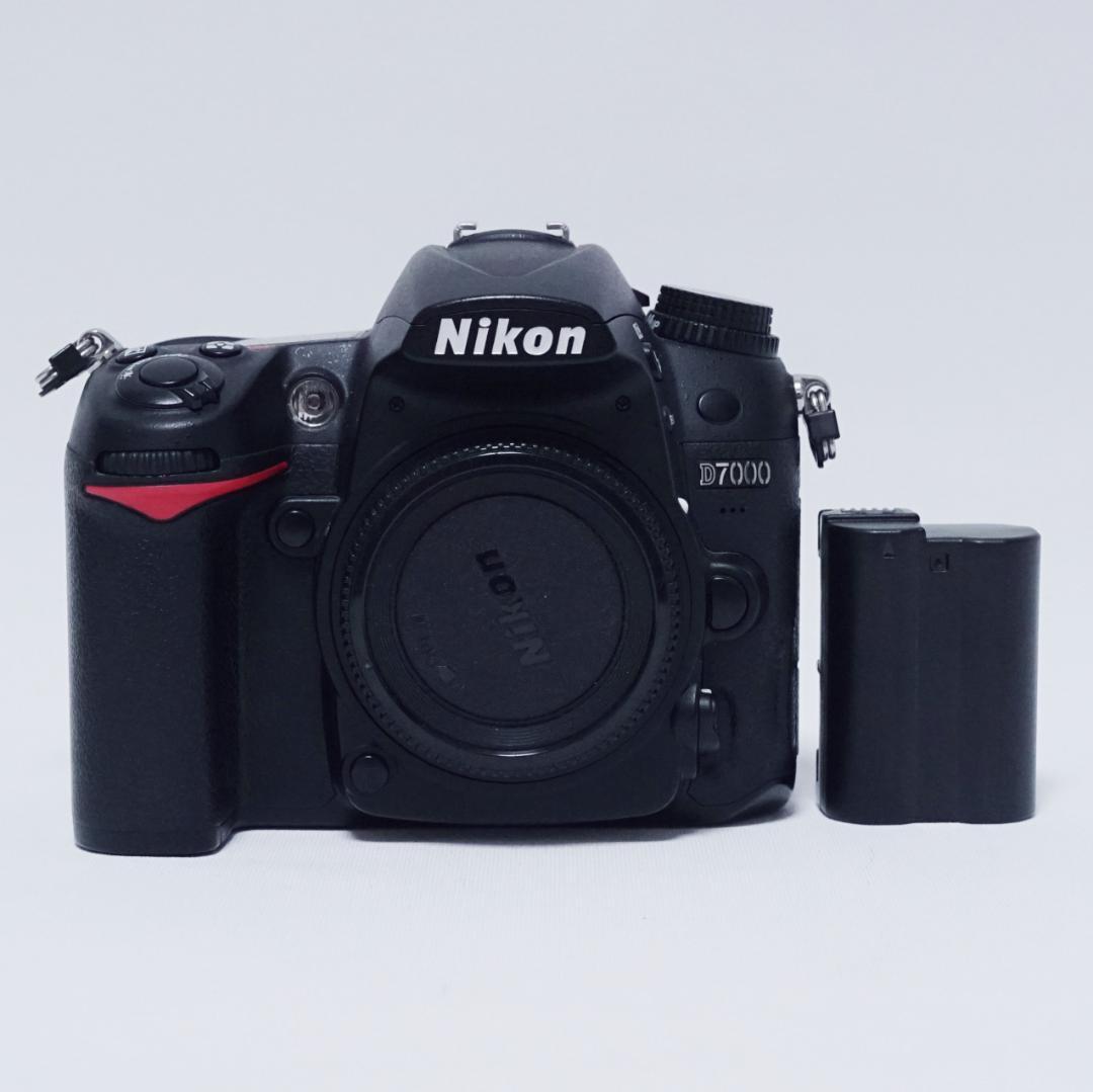 NIKON ニコン D7000 ボディ デジタル一眼レフカメラ