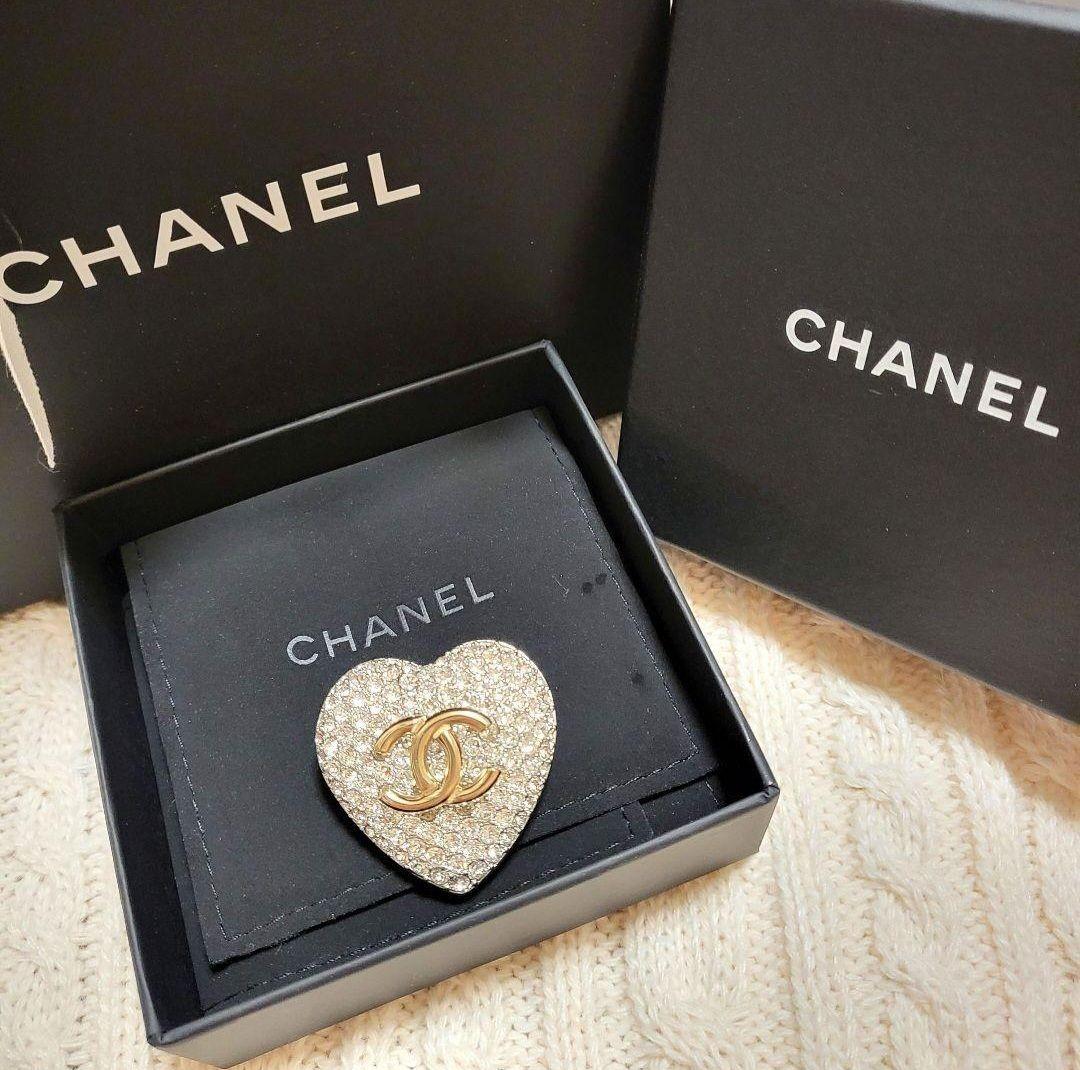 (購入証明書付き) 都内百貨店にて購入のCHANEL CCロゴ ブローチ