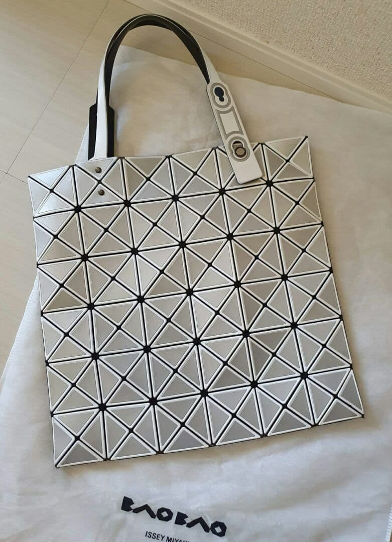 baobao issey miyake 美品バオバオイッセイミヤケ トートバッグ