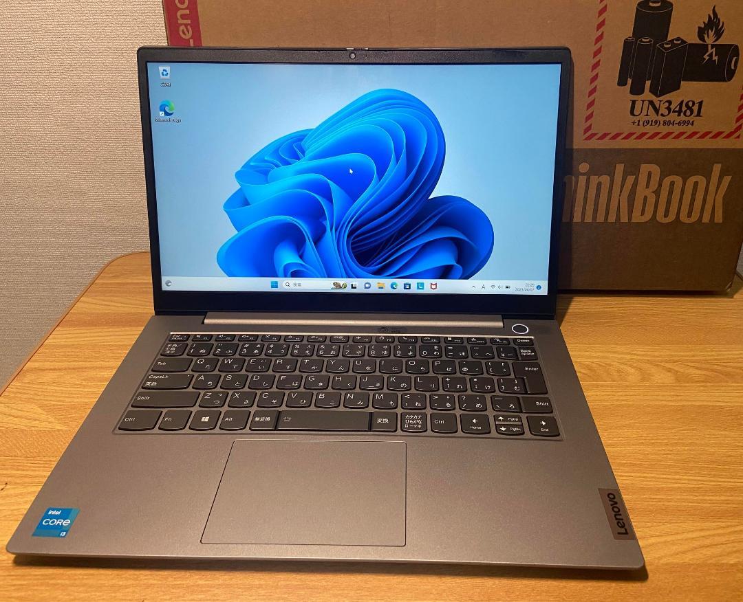 超美品 Lenovo Corei3-1115G4 サクサク動きます