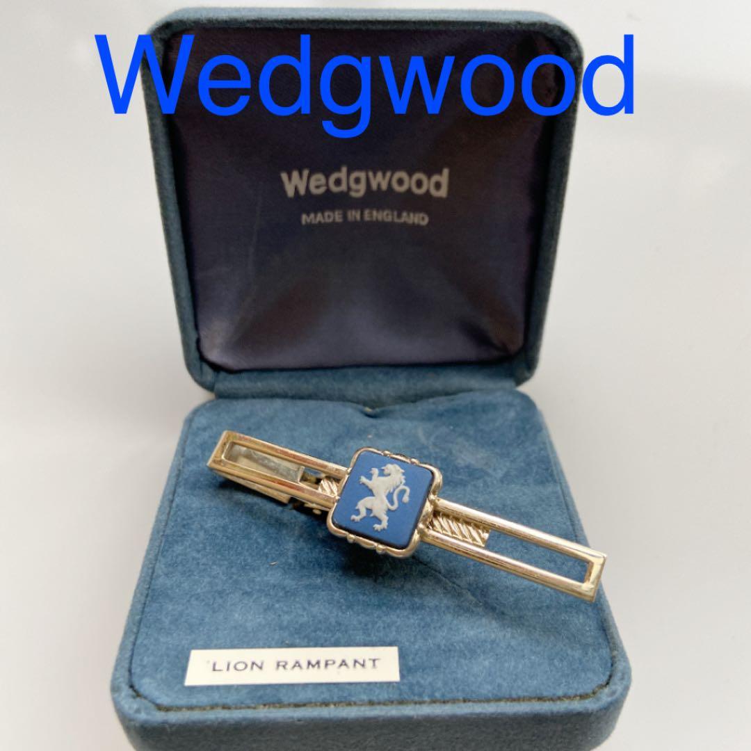 新品、未使用【　Wedgwood・LION RAMAPANT ネクタイピンク　】