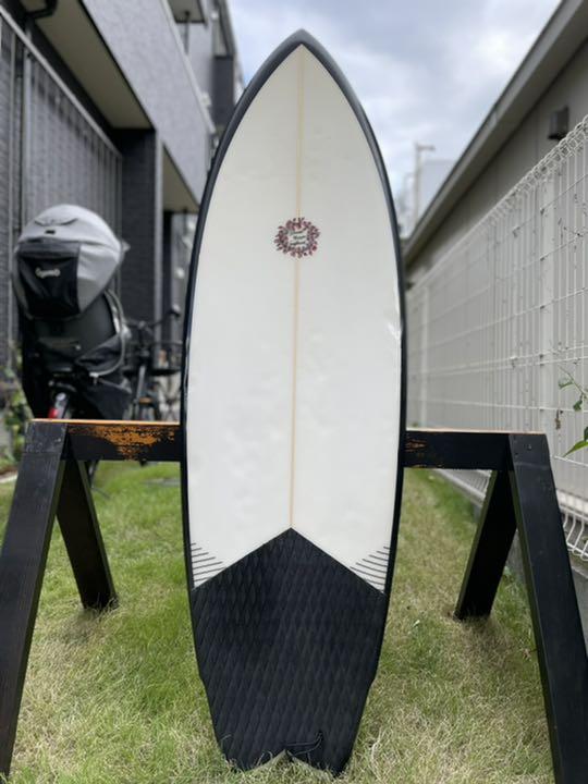 ブリューワー　モーガンサーフボード　5”8  中古