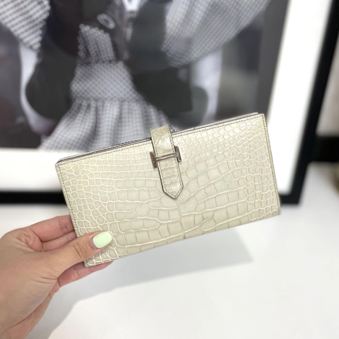 美品 エルメス ベアンスフレ アリゲーター 長財布
