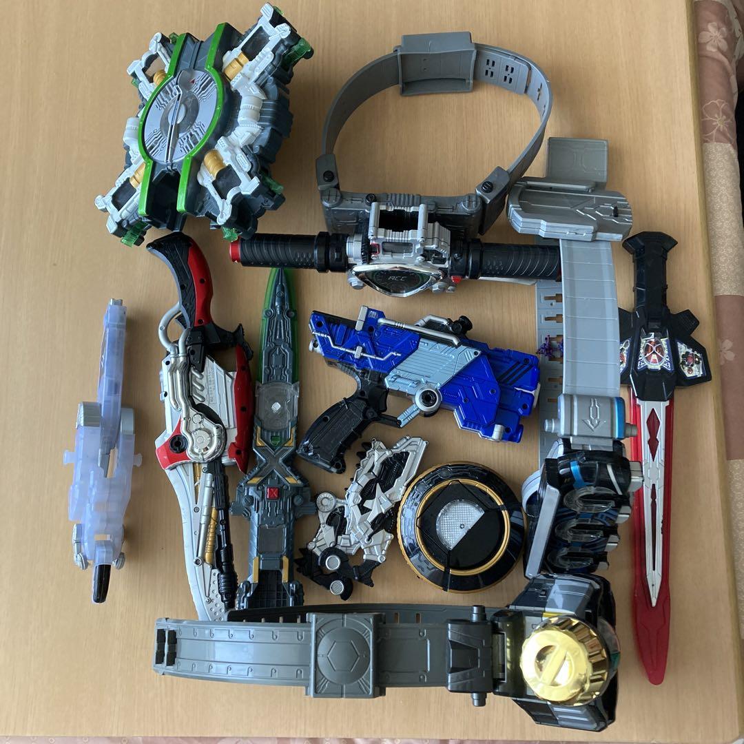 仮面ライダーベルト、メダル
