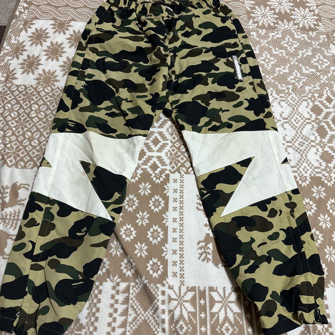 A BATHING APE ナイロンパンツ イエローカモ