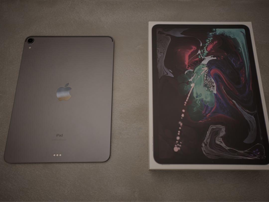 良質  APPLE iPad Pro256GB 2018 +keyboard folio タブレット