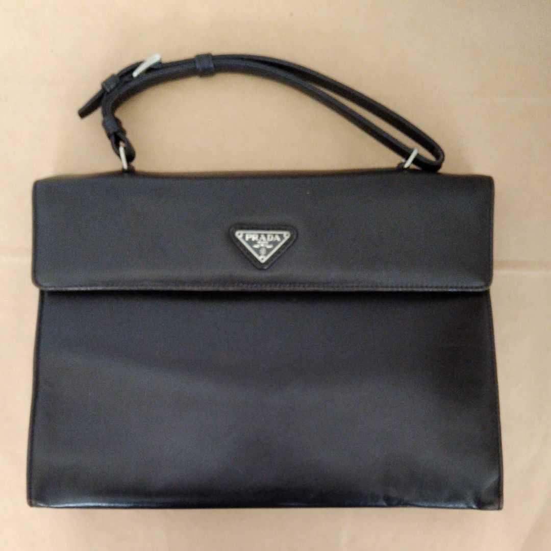 PRADA　ハンドバッグ　フィレンツェのアウトレット限定品