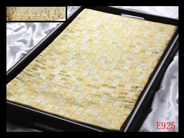 【E925】厳選西陣　つづれ織　格子文様　金色地　六通高級正絹純金糸美術袋帯